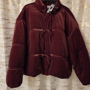 Chic Velvet Puffer Jacket in Rich Burgundy